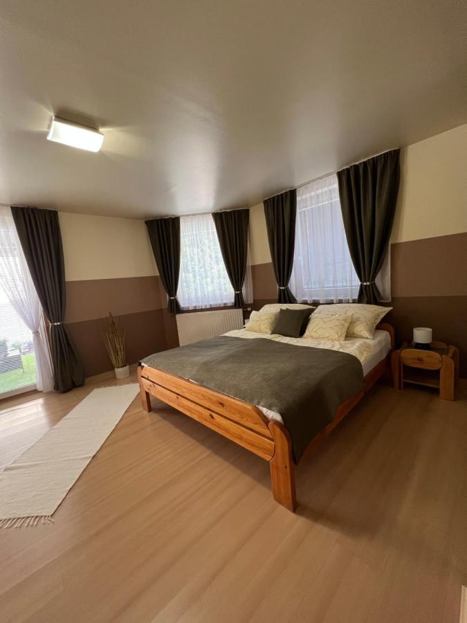 Apartment Holler Vendeghaz Ii. *